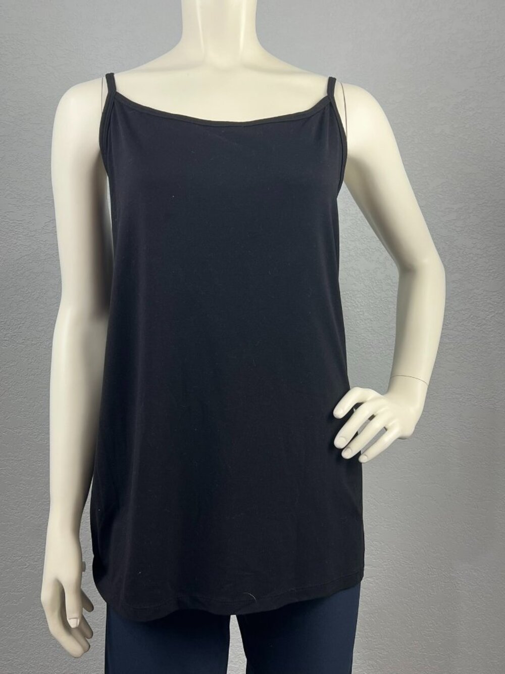 Terra & Sky Black Adjustable Strap Cami Tank Top - Size 2X (20W-22W) - Great Use